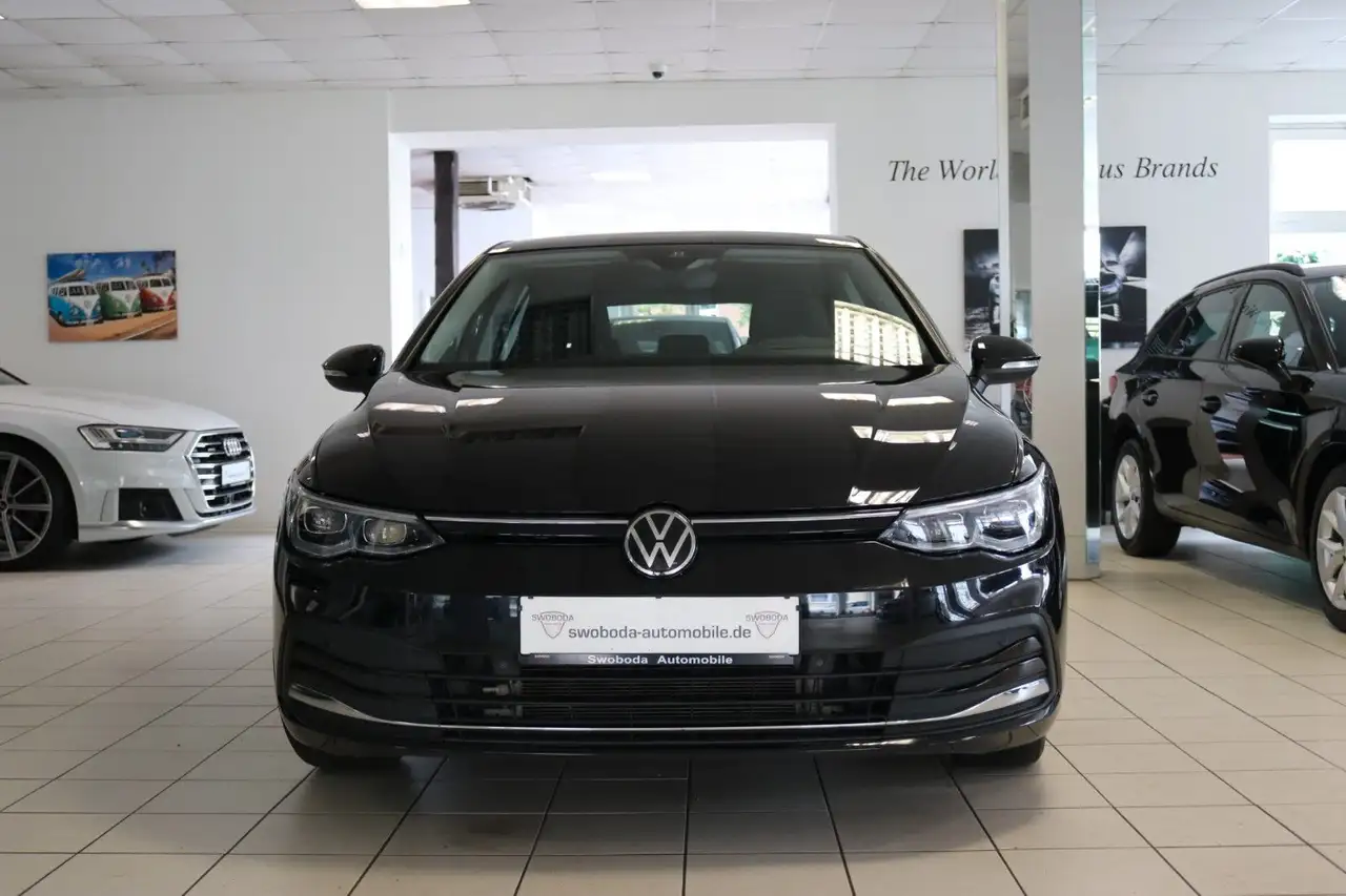 2022 Volkswagen Golf VIII Lim. Active AHK Matrix HUD Pano Kamera, photograph 5