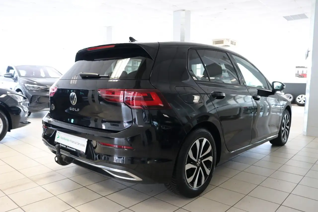 2022 Volkswagen Golf VIII Lim. Active AHK Matrix HUD Pano Kamera, photograph 12