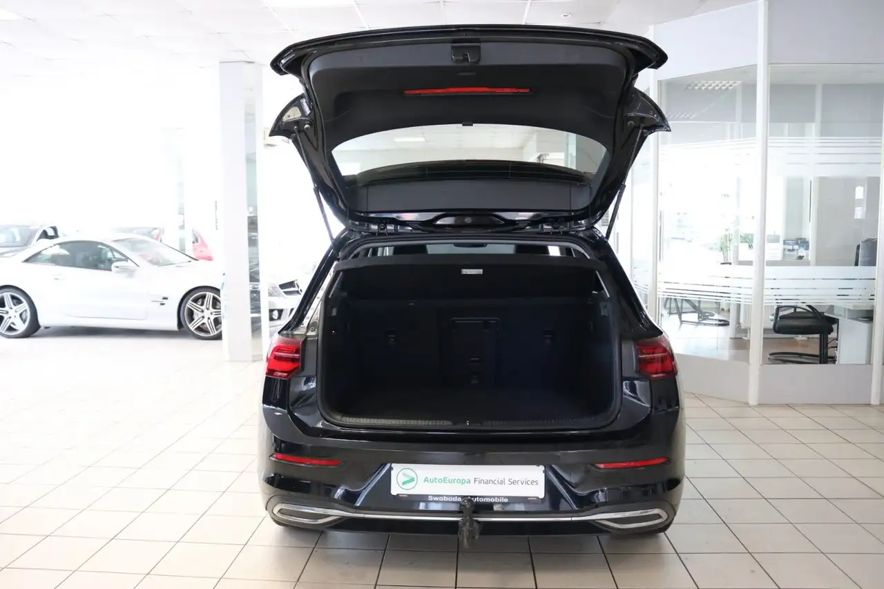 2022 Volkswagen Golf VIII Lim. Active AHK Matrix HUD Pano Kamera, photograph 7
