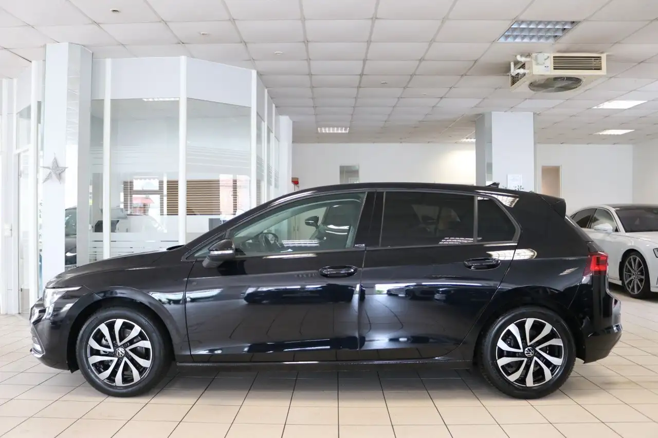 2022 Volkswagen Golf VIII Lim. Active AHK Matrix HUD Pano Kamera, photograph 10