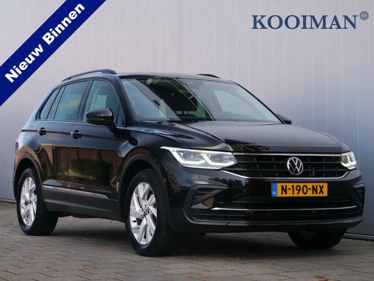 Volkswagen Tiguan 1.5 TSI Elegance 150 Pk Automaat Navi / DAB / Came — photo 1 of 32