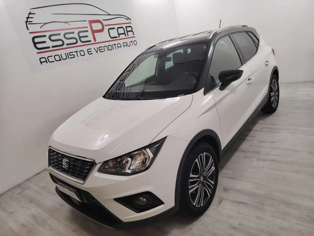 SEAT Arona 1.0 115 CV DSG Style AUTOMATICA — photo 1 of 8