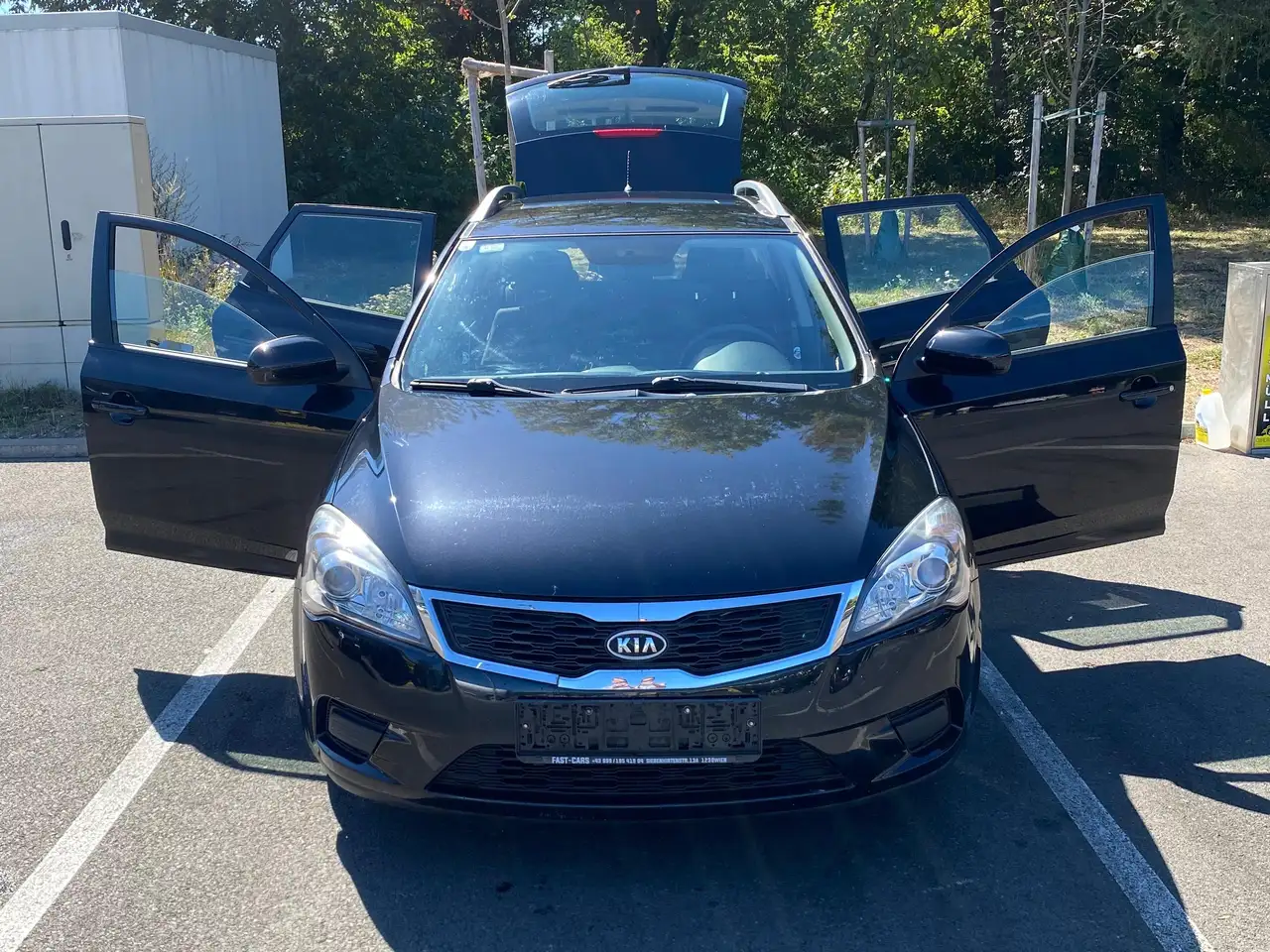 Kia Ceed SW / cee'd SW cee'd SW 1,4 CVVT Cool Surf — photo 1 of 13
