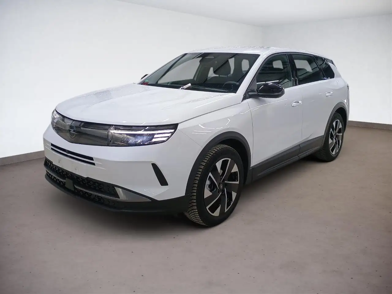 Opel Grandland 1.2 48V Hybrid 107 kW Edition 6-eDCT — photo 1 of 18
