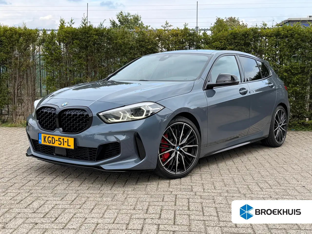 BMW 135 1 Serie M135i xDrive Executive | Cruise Control | — photo 1 of 40