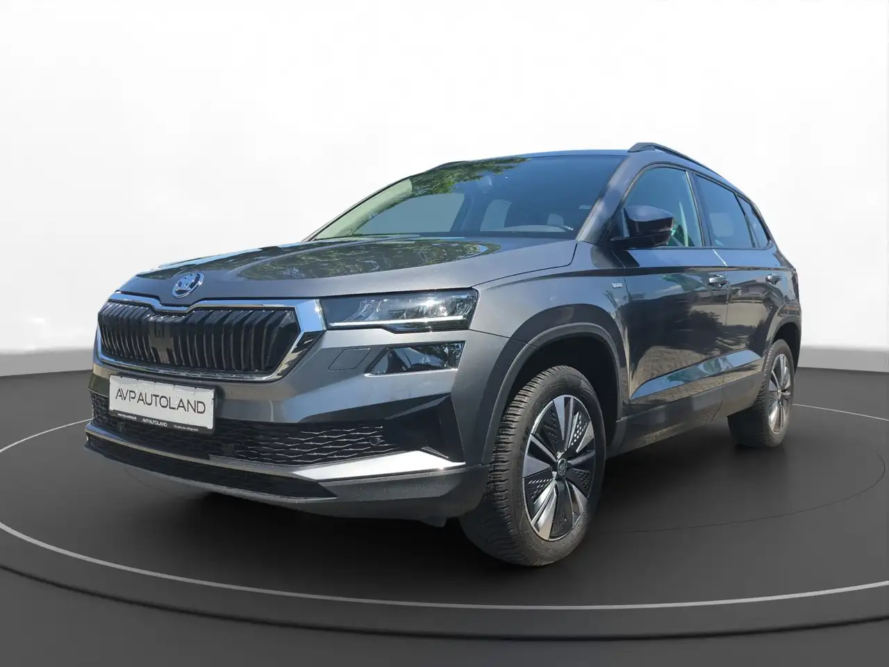Skoda Karoq 1.0 TSI TOUR | NAVI | LED | ACC | — photo 1 of 15
