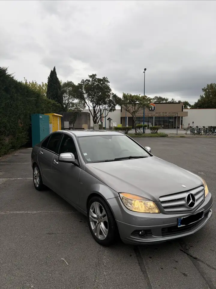 Mercedes-Benz C 220 Classe CDI Classic — photo 1 of 10