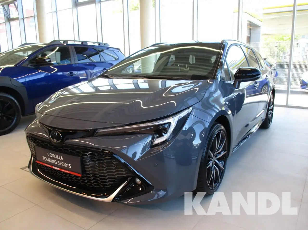 Toyota Corolla Touring s 2.0 GR Sport ACC+LED+Navi+SHZ — photo 1 of 27