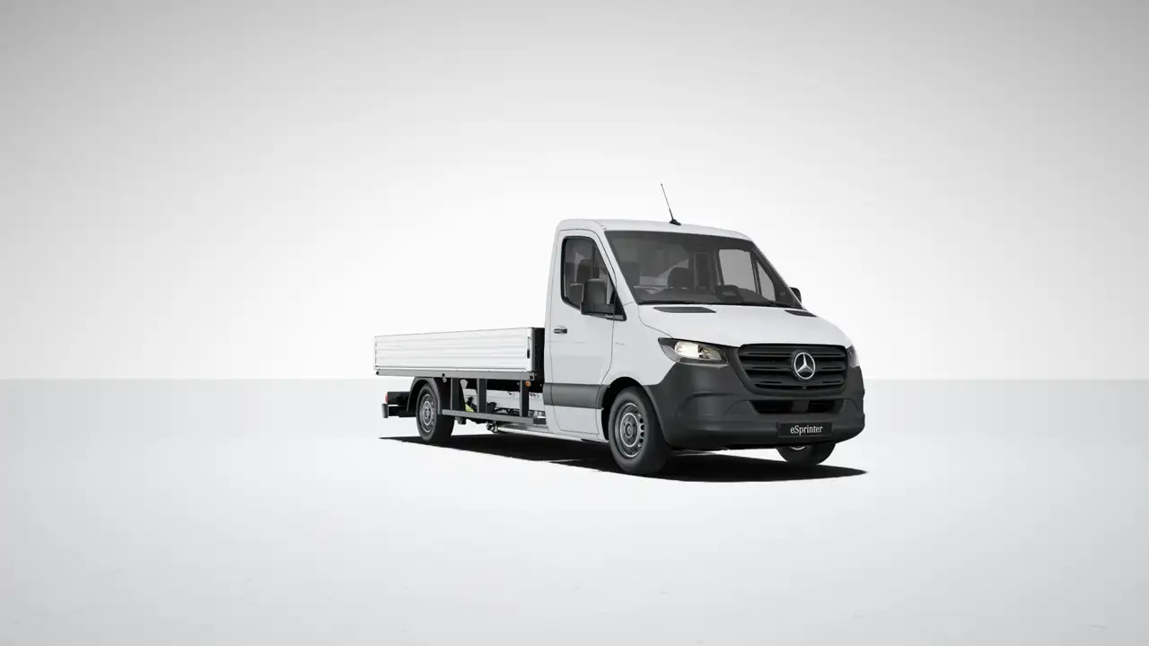 Mercedes-Benz eSprinter 414 L3 Pro 113kWh 413km WLTP en 1264 kgs — photo 1 of 5