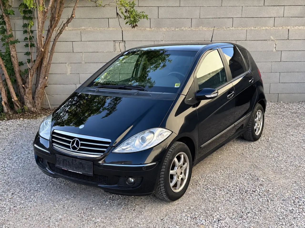 Mercedes-Benz A 150 Classic — photo 1 of 20