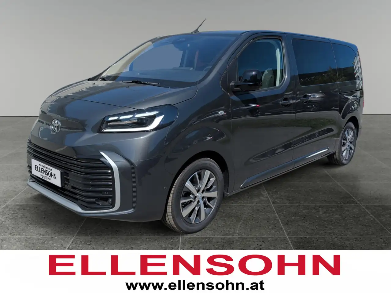 Toyota Proace P Verso 2.2L D150 Teamplayer L1 MT — photo 1 of 27