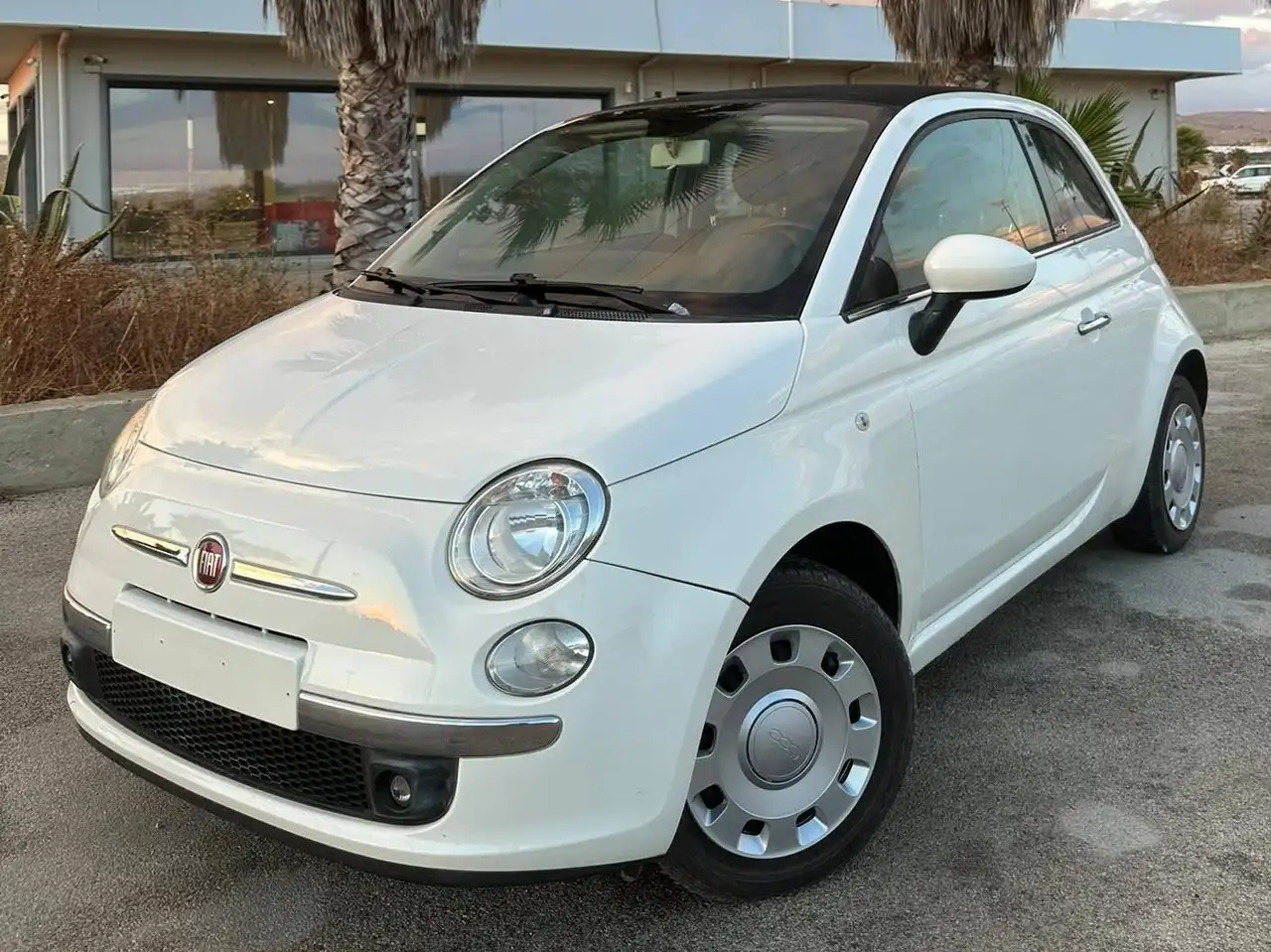 Fiat 500C Fiat 500 C 1.2 Lounge — photo 1 of 11