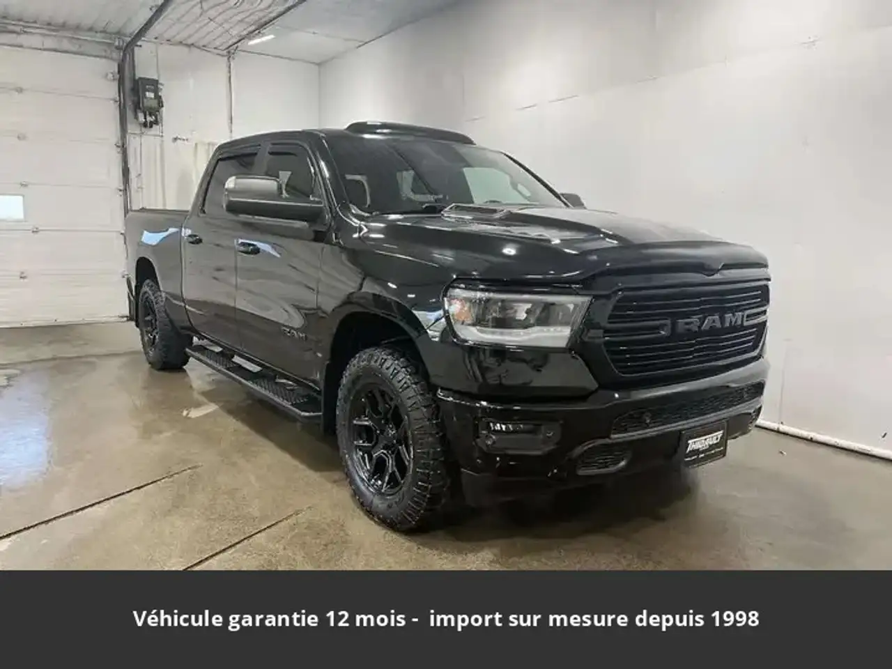 Dodge RAM Sport Night 12P 5.7L 4x4 Tout compris hors homologation 4500e — photo 1 of 30