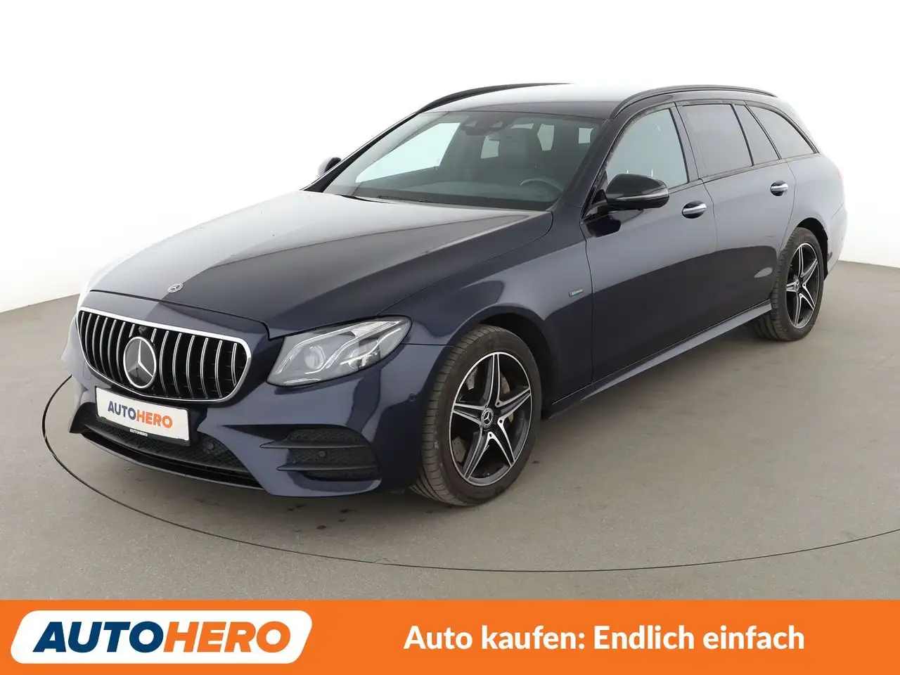 Mercedes-Benz E 300 de T AMG Line Aut.*NAVI*360*TEMPO*SHZ* — photo 1 of 29