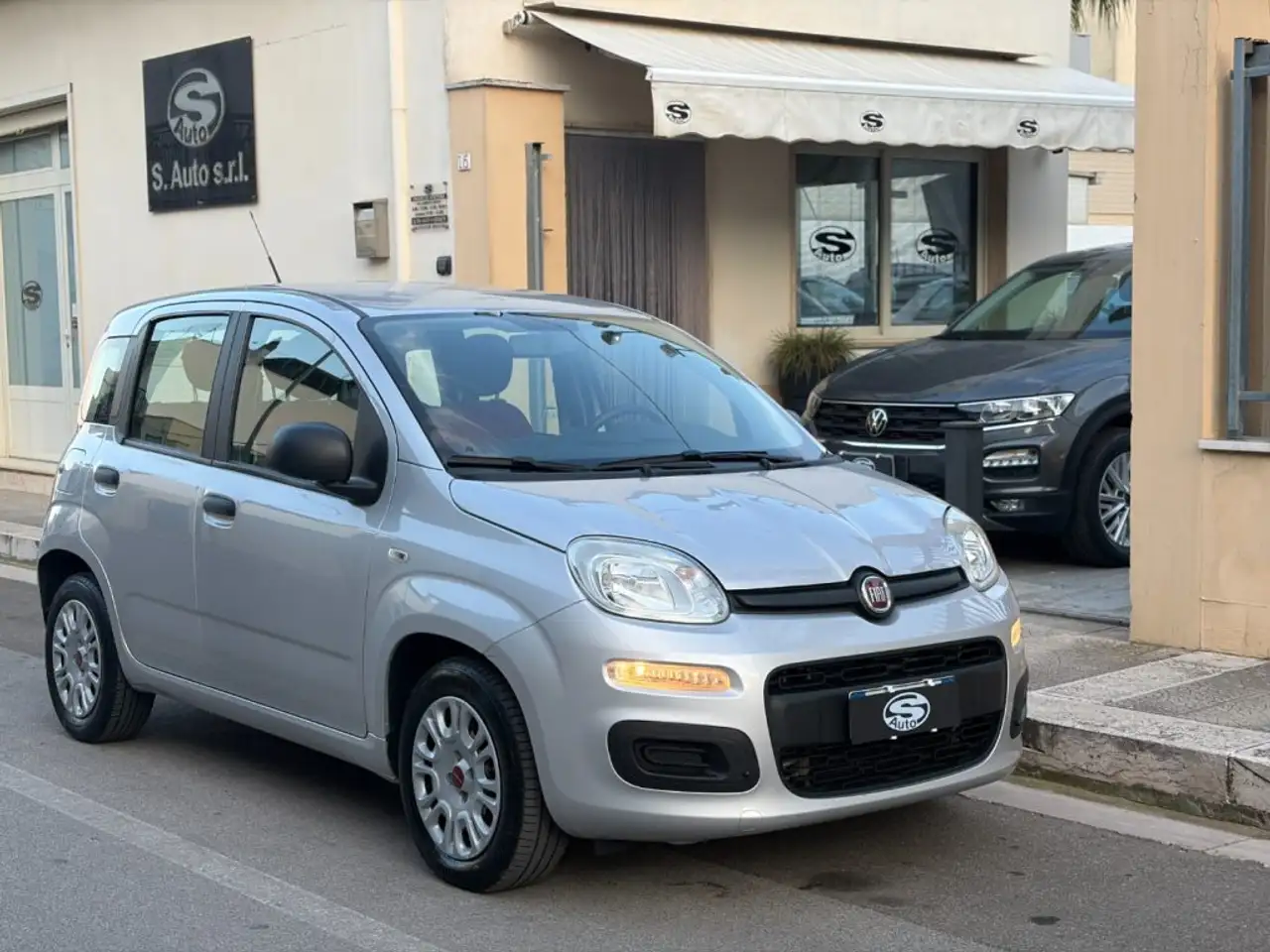 Fiat Panda 1.3 MJT Lounge EURO6 — photo 1 of 15