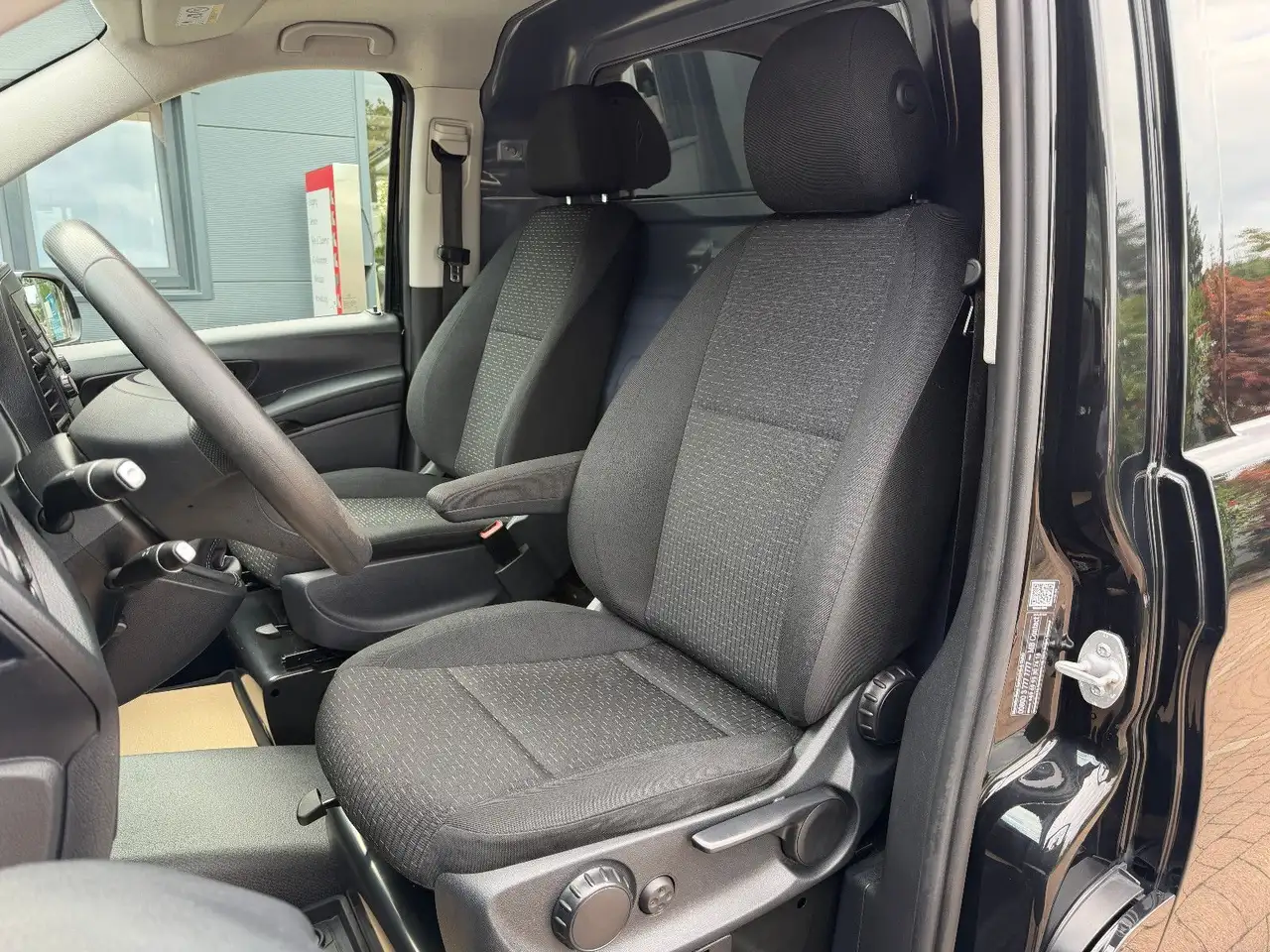 2022 Mercedes-Benz Vito 116 CDI Kasten 2,8t RWD lang *AHK 2t*, photograph 11