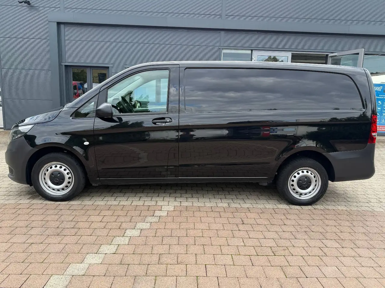 2022 Mercedes-Benz Vito 116 CDI Kasten 2,8t RWD lang *AHK 2t*, photograph 9