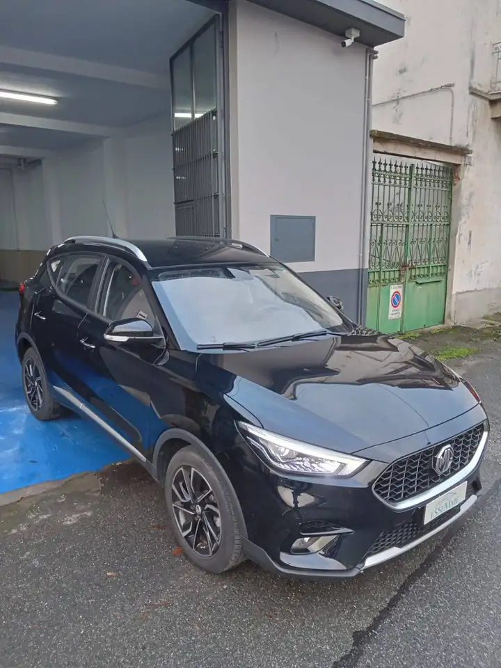 MG ZS 1.5 Luxury 105CV GPL - IPER FULL OPTIONAL ! — photo 1 of 13