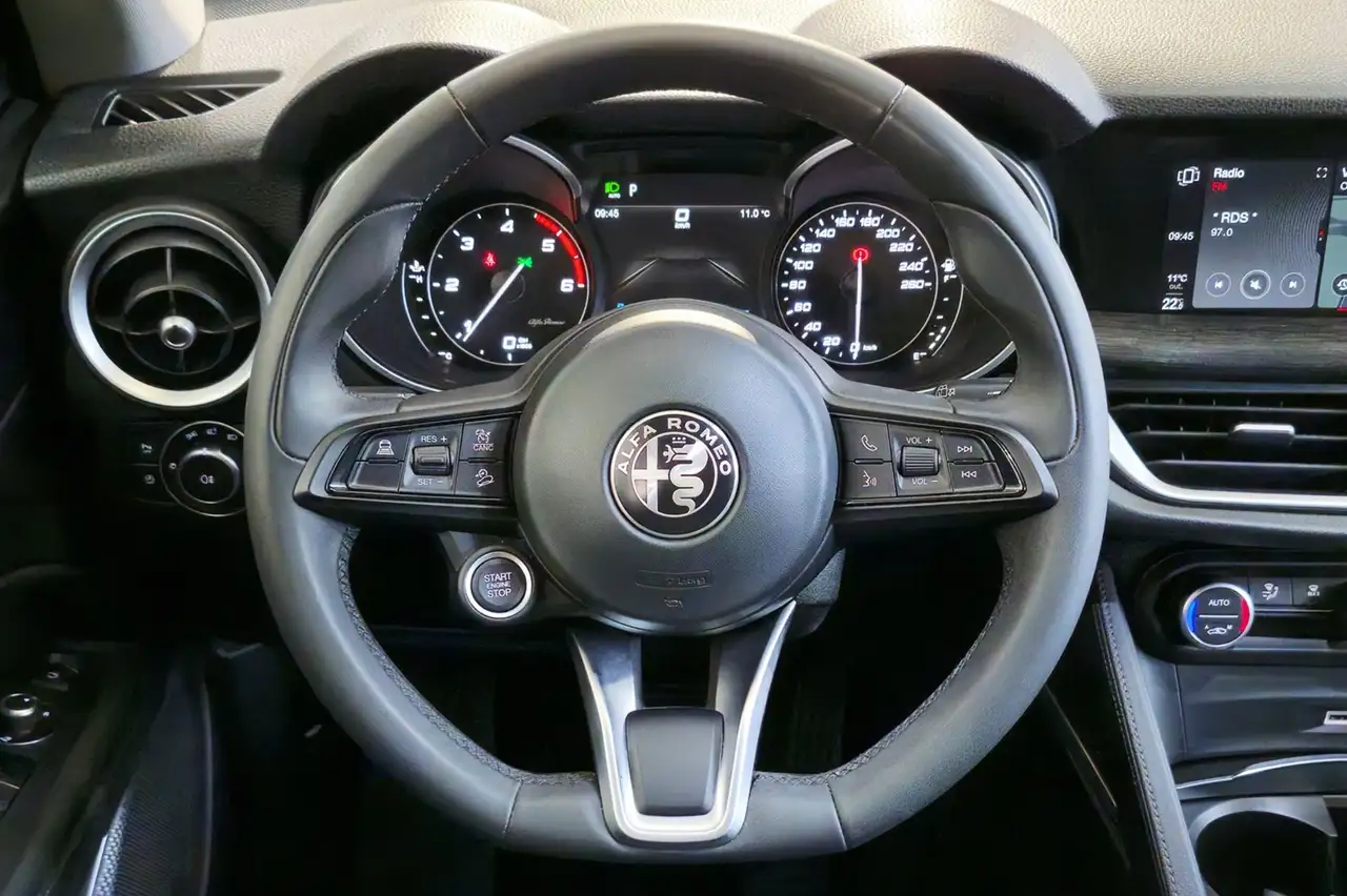 2021 Alfa Romeo Stelvio 2.2 TD AT8 RWD Business, photograph 10