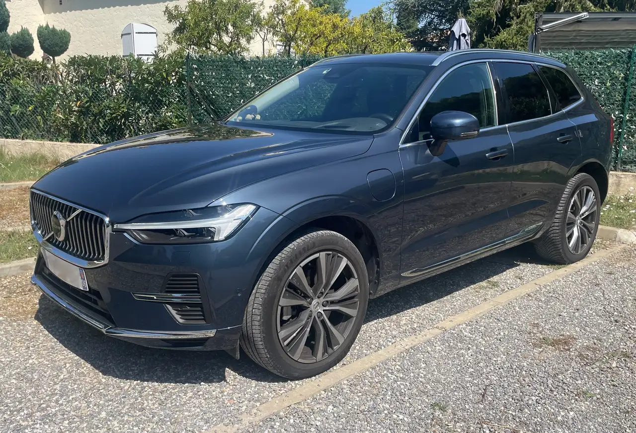 Volvo XC60 T6 Recharge AWD 253 ch + 87 Geartronic 8 Inscription Luxe — photo 1 of 5