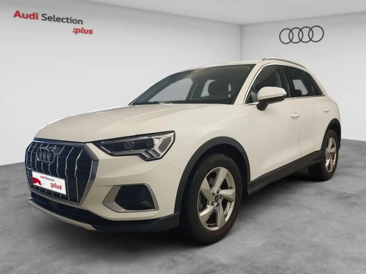 Audi Q3 35 TDI Advanced S tronic 110kW — photo 1 of 15
