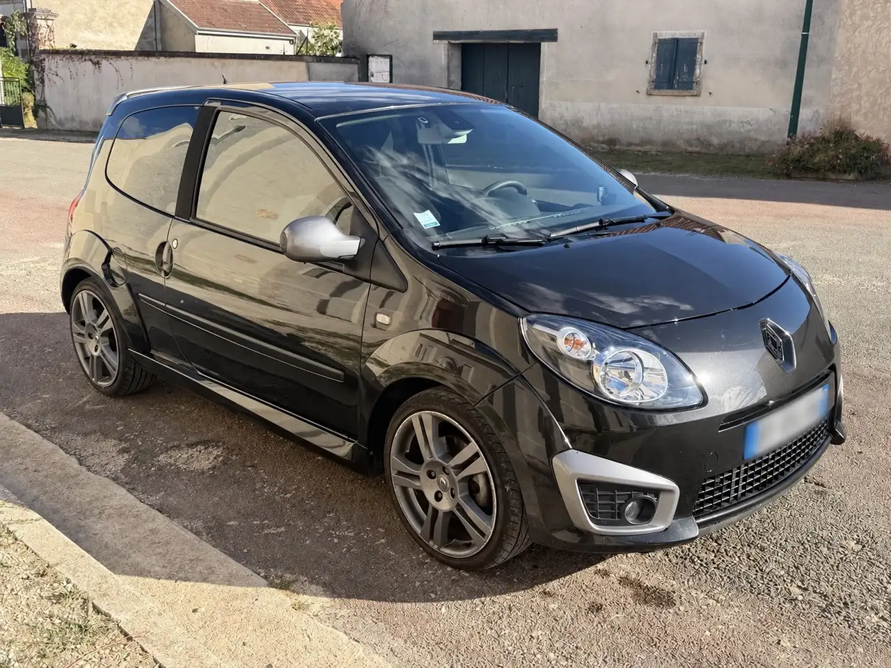 Renault Twingo II 1.6 133 Sport — photo 1 of 15