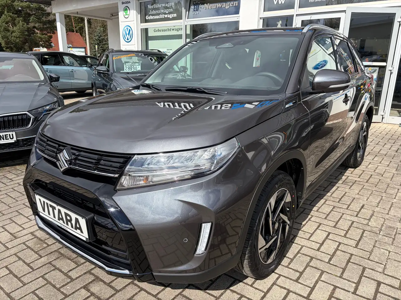 Suzuki Vitara 1.4 Boosterjet 4x4 Comfort+ / Benzin Mylhybrid — photo 1 of 40