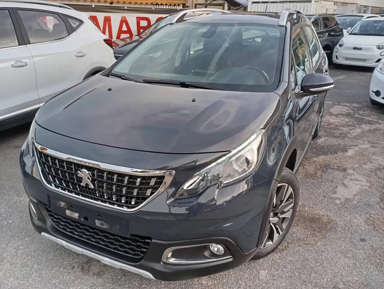 Peugeot 2008 1.2 PureTech Turbo 110CV Allure — photo 1 of 15