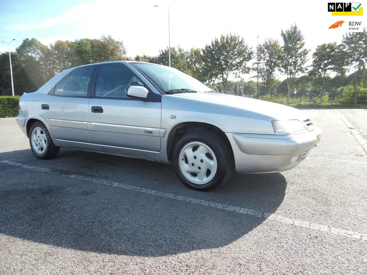 Citroen Xantia 2.0i-16V Millésime — photo 1 of 10