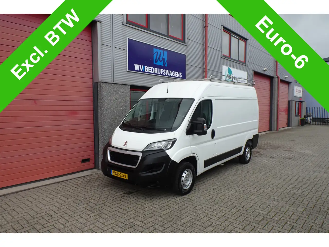 Peugeot Boxer 335 2.2 BlueHDi 140 L2H2 Premium — photo 1 of 34