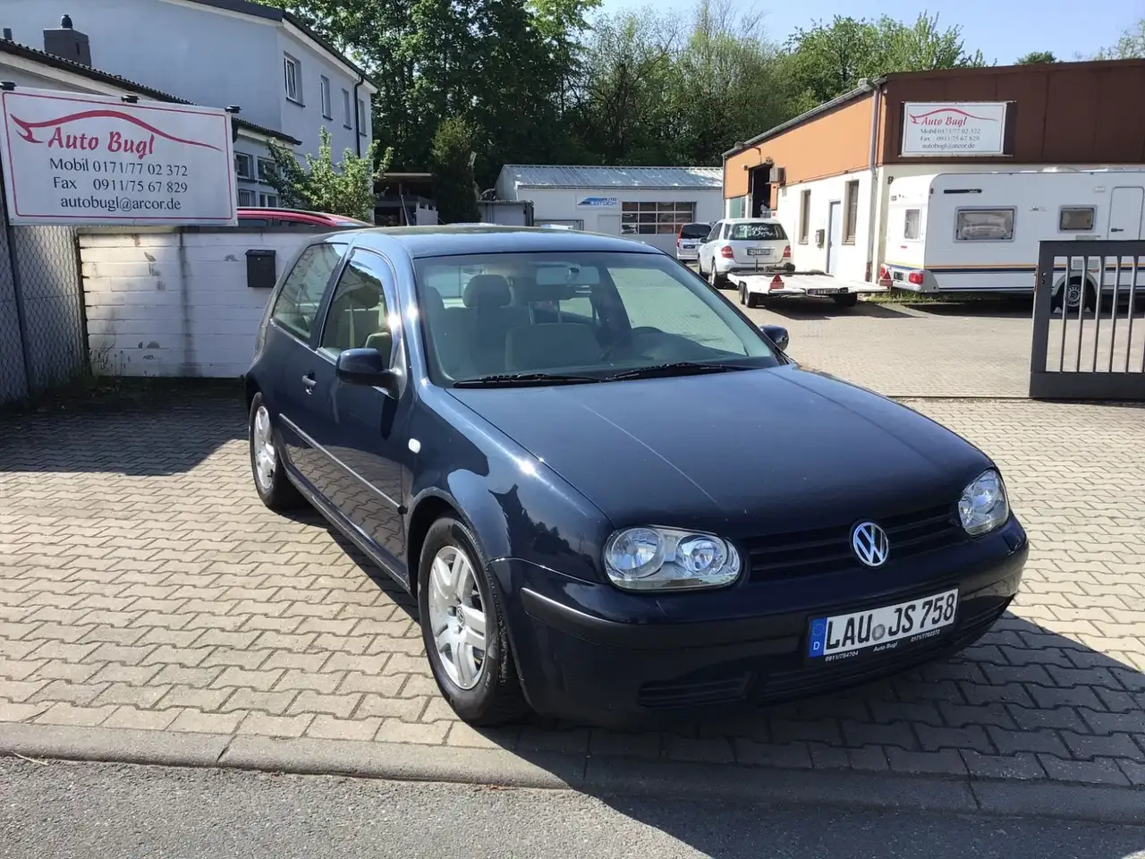 Volkswagen Golf 2.0 Edition+Alu+Klima+ neue Reifen — photo 1 of 15