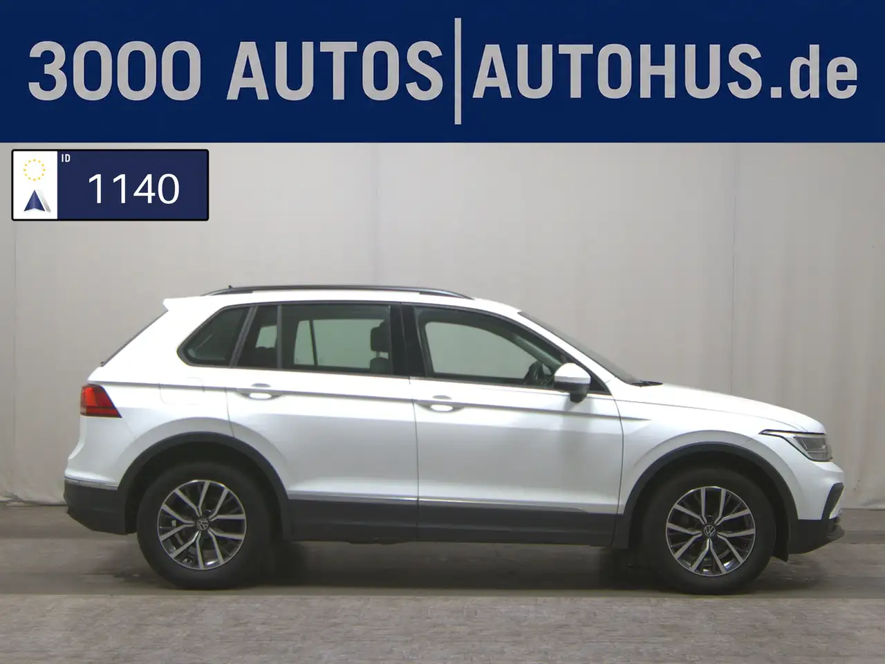 Volkswagen Tiguan 2.0 TDI Navi LED AHK ACC — photo 1 of 25