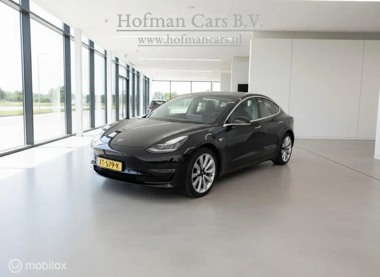 Tesla Model 3 Long Range AWD | 75 kWh | SOH 82% | MOBA | Autopil — photo 1 of 23