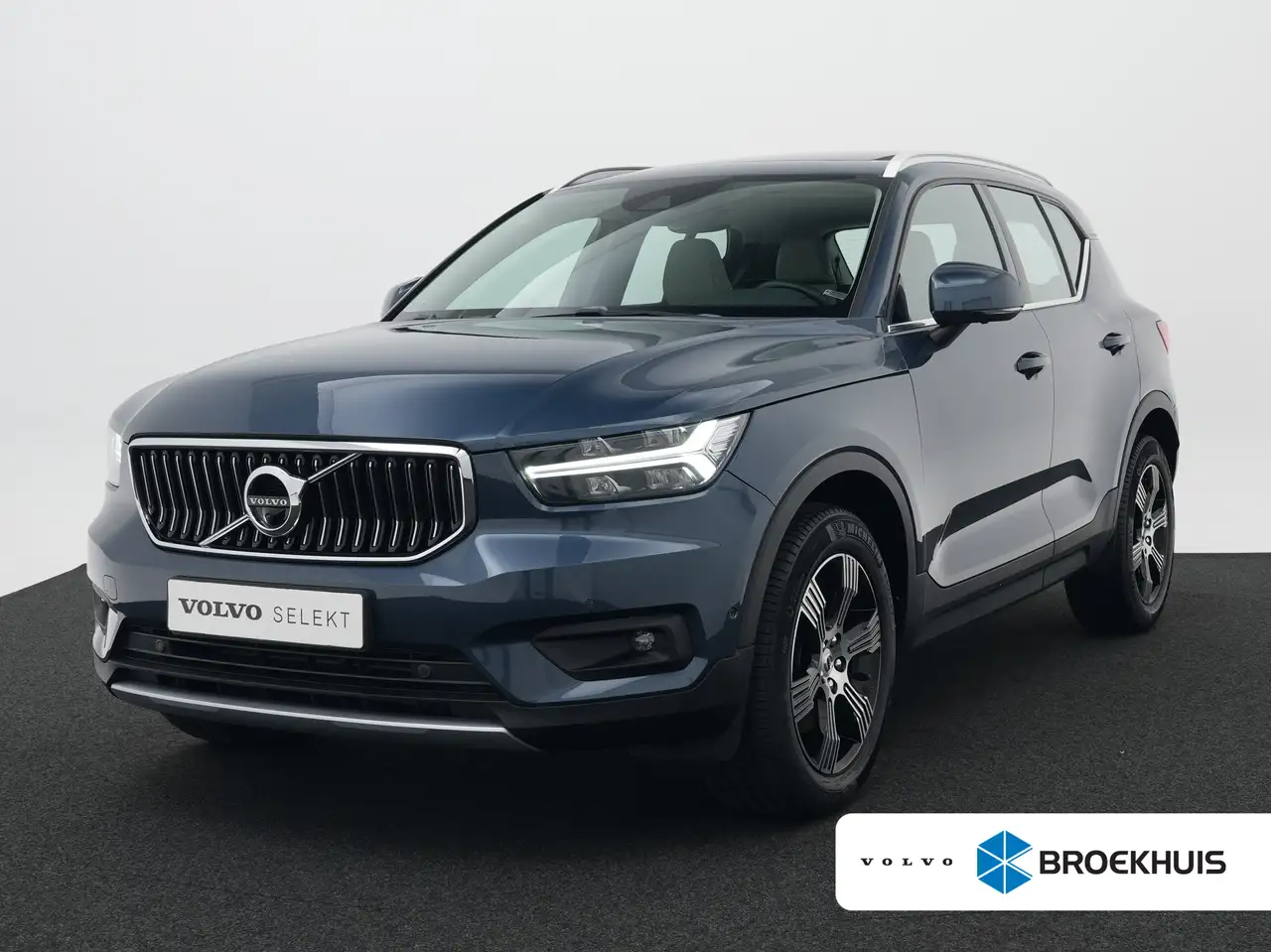 Volvo XC40 T4 Inscription | 360° | Panoramadak | Elek Stoelen — photo 1 of 40