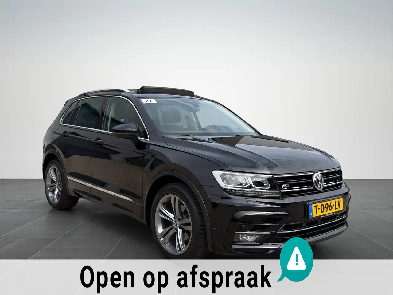 Volkswagen Tiguan 1.5 TSI ACT R-Line|Panoramdak|Trekhaak — photo 1 of 23