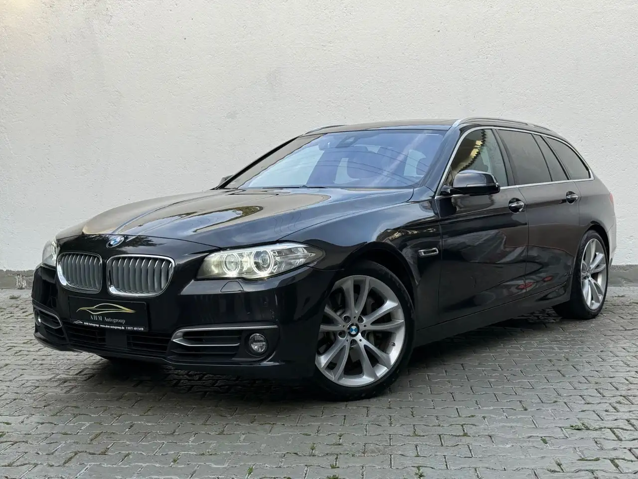 BMW 530 d Touring Aut R-Cam/ACC/HUD/Soft/Keyless/Pano — photo 1 of 15