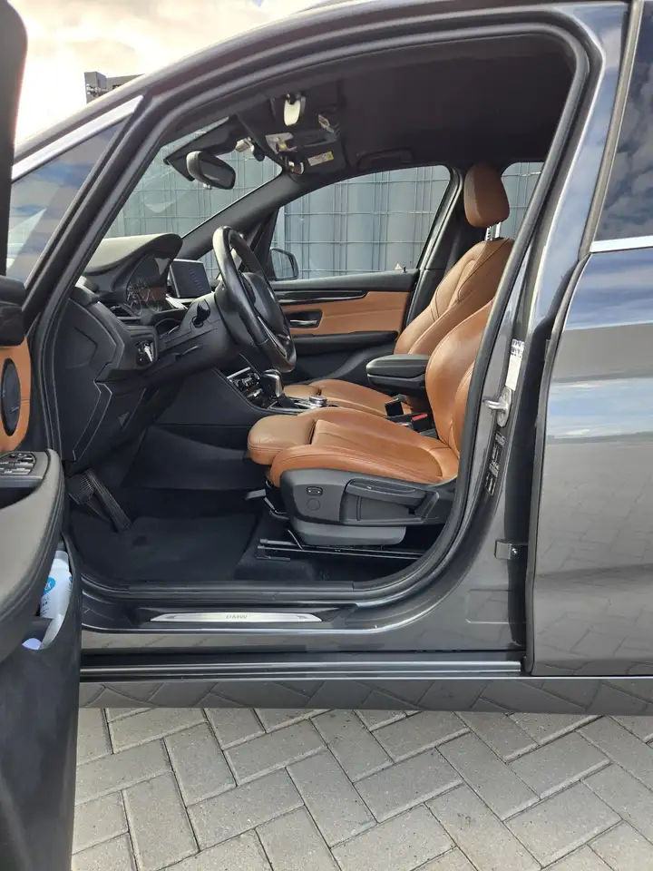 2017 BMW 218 Cent.High Ex. Luxury, photograph 7