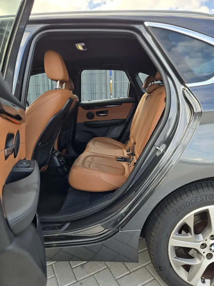 2017 BMW 218 Cent.High Ex. Luxury, photograph 8