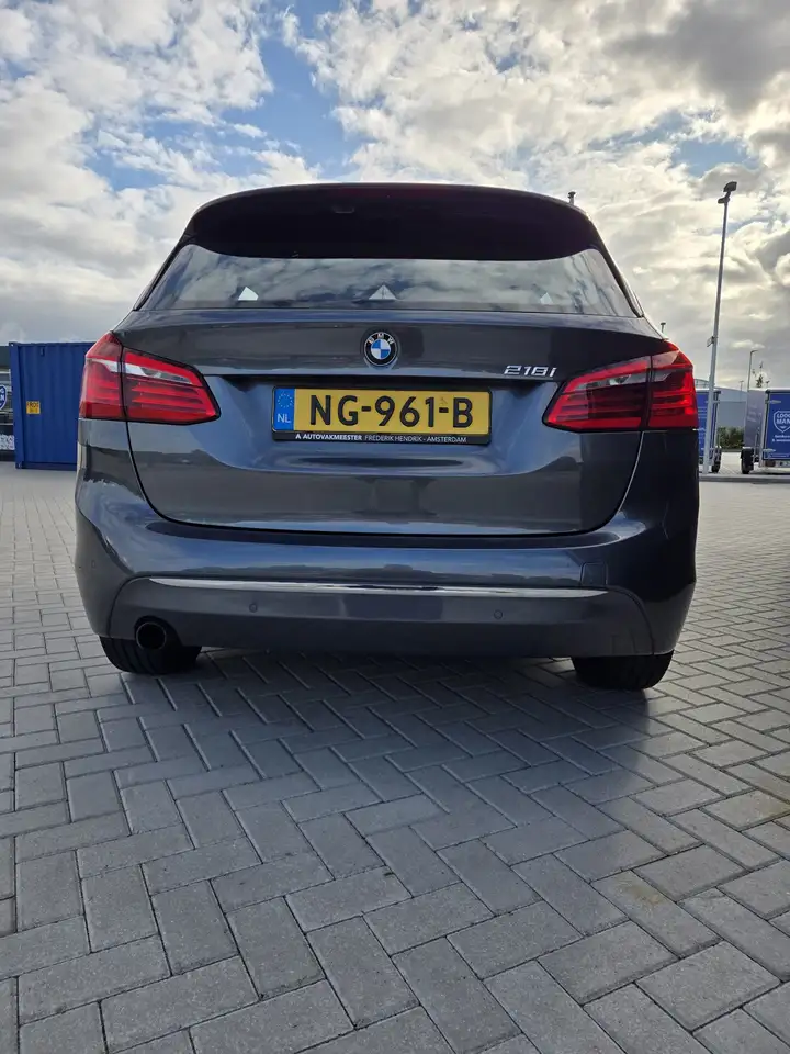 2017 BMW 218 Cent.High Ex. Luxury, photograph 4