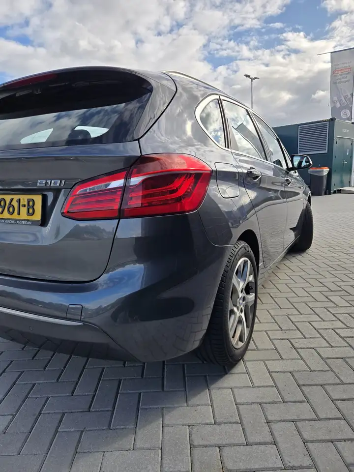 2017 BMW 218 Cent.High Ex. Luxury, photograph 3