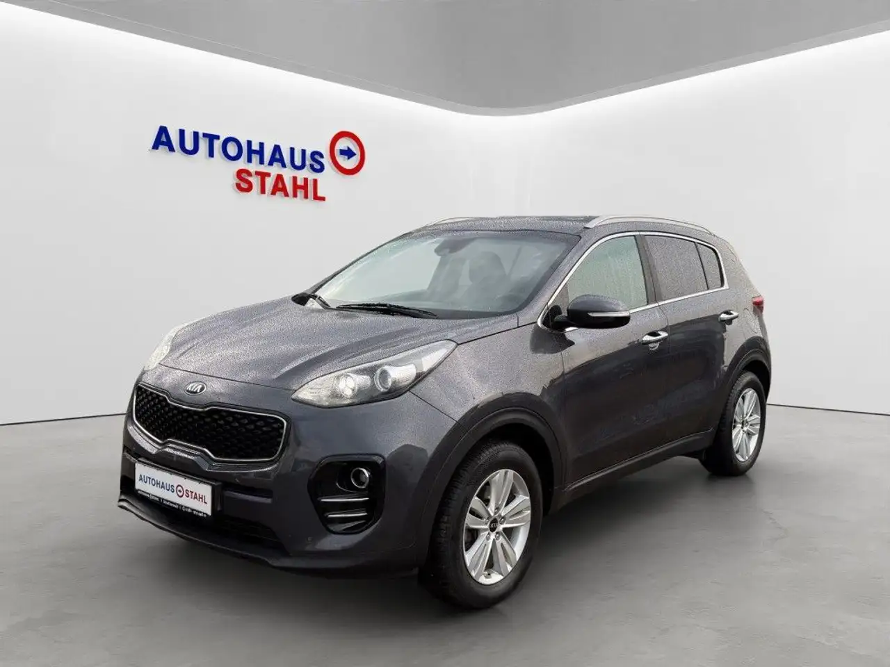 Kia Sportage 1.6 GDI 2WD Dream-Team Edition — photo 1 of 25