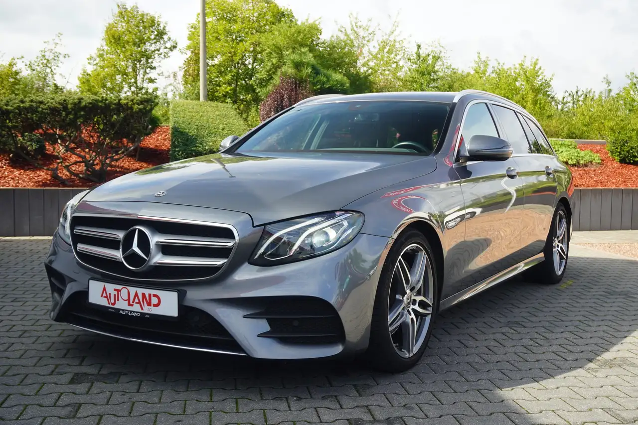 Mercedes-Benz E 200 E200 T-Modell AMG Line LED Navi Tempomat DAB — photo 1 of 15