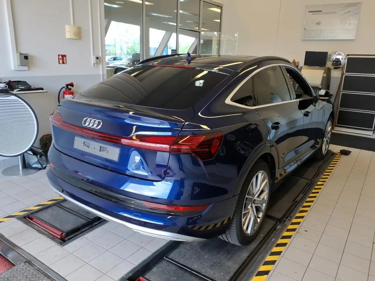 2022 Audi e-tron SPORTBACK 50 Q ADVANCED MTRX/ACC/HuD/PANO, photograph 9