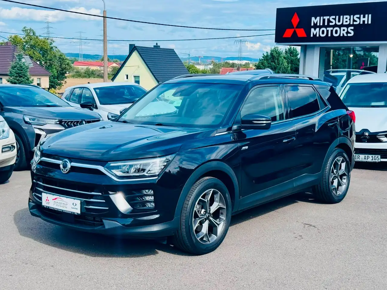 SsangYong Korando 1.6 e-XDi Sapphire 4WD*LEDER*NAVI*LED* — photo 1 of 15