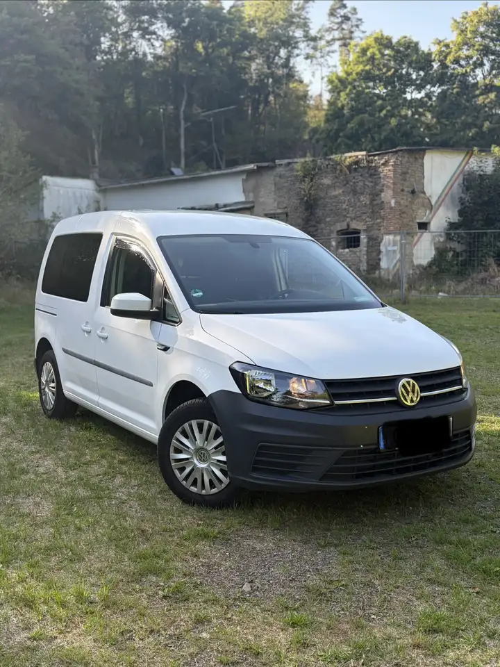 Volkswagen Caddy 2.0 TDI (5-Si.) Trendline — photo 1 of 6
