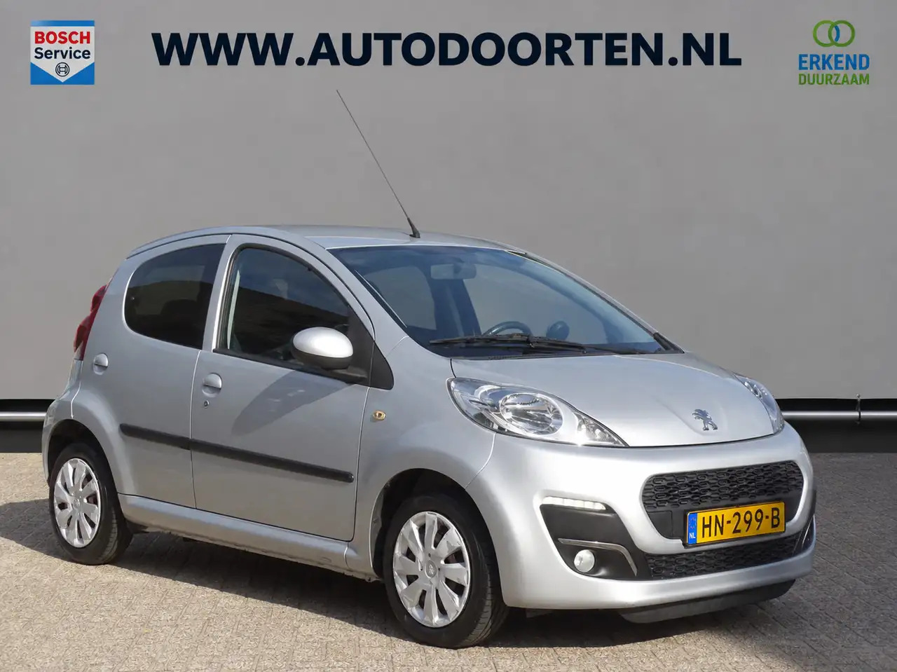 Peugeot 107 1.0 Active|Airco|Bluetooth|Elektr.ramen — photo 1 of 15