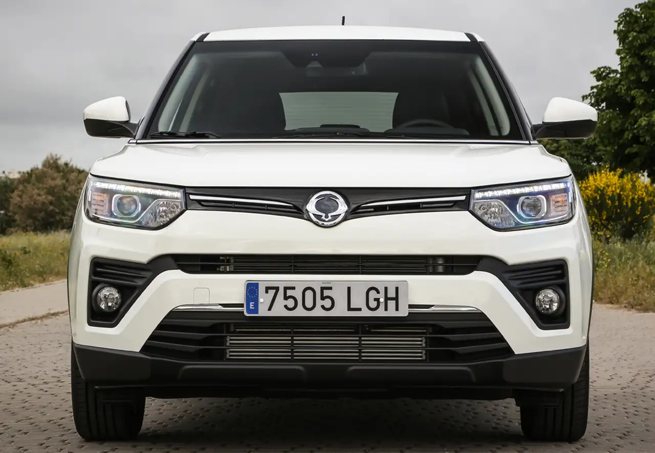 SsangYong Tivoli G15 Urban Plus 4x2 Aut. — photo 1 of 23