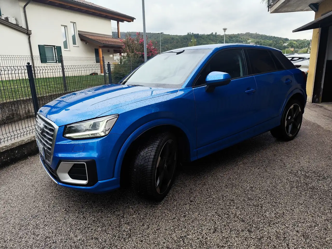Audi Q2 2.0 tfsi Sport quattro s-tronic — photo 1 of 6