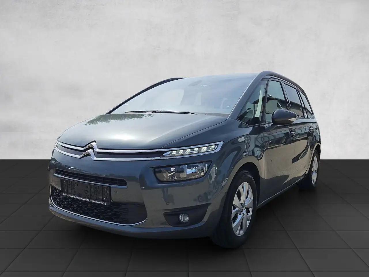 Citroen Grand C4 Picasso / Spacetourer Selection — photo 1 of 27