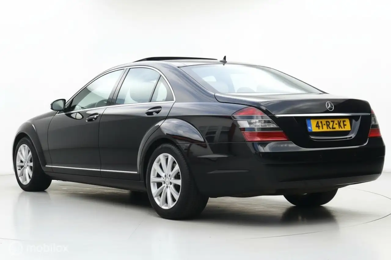 2005 Mercedes-Benz S 350, photograph 4